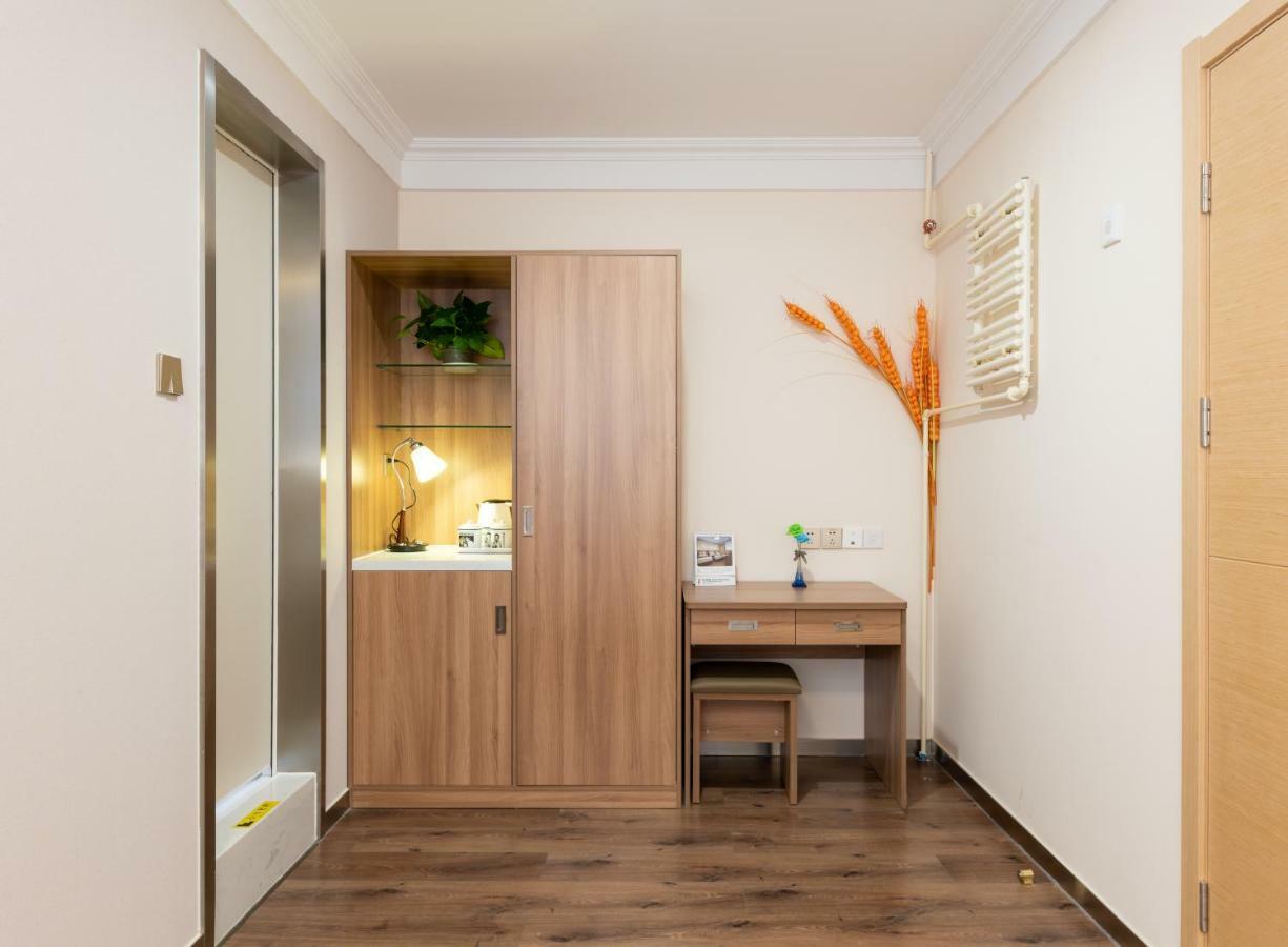 Triple Room (30% discount in Chinese Restaurant except drinks)